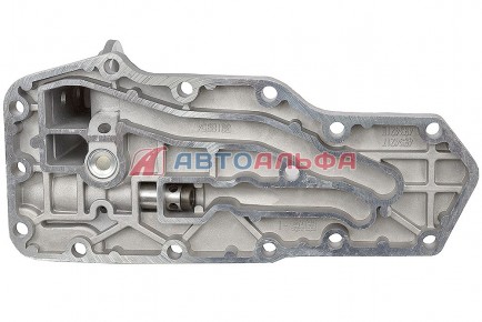 143.820 Головка маслоохладительная 4-6BTA КАМАЗ дв. Cummins 3913967, 4934217 - BOVIA - 400х267